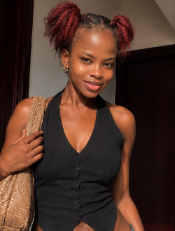 Profil de Lucie, une femme célibataire de 25 ans à Paris