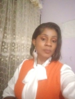 Profil de Sandrine Bethel, une femme célibataire de 42 ans à Douala