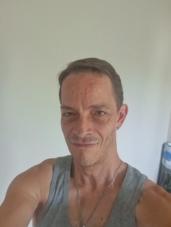 Profil de Davy, un homme célibataire de 50 ans à Bullion
