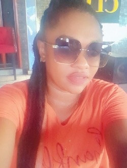 Profil de Lyam, une femme célibataire de 34 ans à Douala