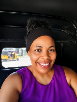 Profil de Bakoly, une femme célibataire de 43 ans à Adabotokana