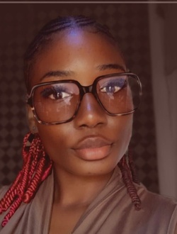 Profil de Franchesca, une femme célibataire de 21 ans à Yaoundé