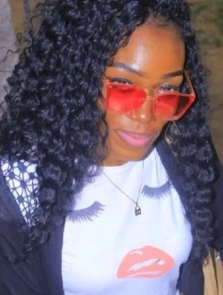 Profil de Pétronie, une femme célibataire de 31 ans à Libreville