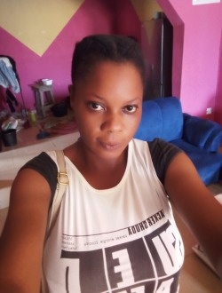 Profil de Liliana, une femme célibataire de 30 ans à Lagos