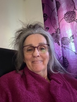 Profil de Marcelle, une femme célibataire de 66 ans à Québec