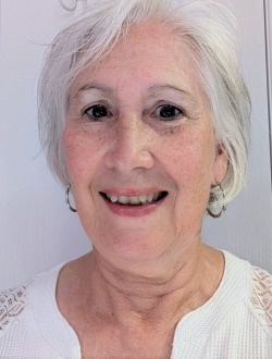Profil de Hélène, une femme célibataire de 67 ans à Ottawa