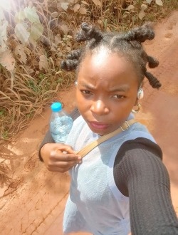 Profil de Majoie, une femme célibataire de 20 ans à Ababita