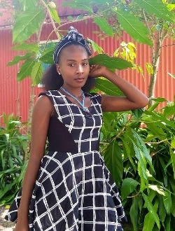 Profil de Mboty, une femme célibataire de 24 ans à Sambava