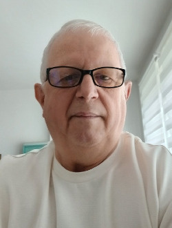 Profil de Dominique, un homme célibataire de 65 ans à Jambes