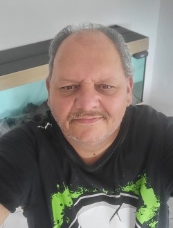 Profil de Laurent, un homme célibataire de 56 ans à Charleroi