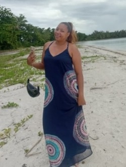 Profil de Zetonny, une femme célibataire de 36 ans à Mananara