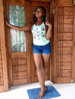 Profil de Jeannine, une femme célibataire de 32 ans à Toamasina