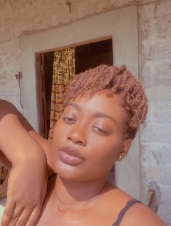 Profil de Hermionne, une femme célibataire de 25 ans à Cotonou
