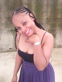 Profil de Laurette, une femme célibataire de 33 ans à Etoudi