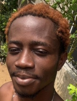 Profil de Akouman, un homme célibataire de 25 ans à Abidjan