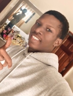 Profil de Tapha, un homme célibataire de 24 ans à Dakar