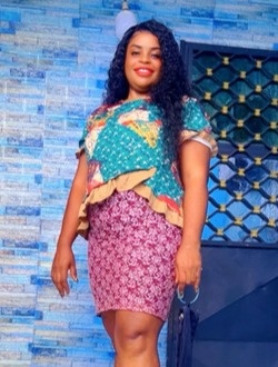 Profil de Minette, une femme célibataire de 37 ans à Douala