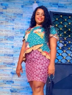 Profil de Minette, une femme célibataire de 37 ans à Douala
