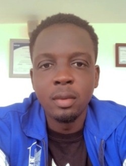 Profil de Mick, un homme célibataire de 32 ans à Lomé
