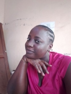 Profil de Sylviane, une femme célibataire de 34 ans à Ndog Bong
