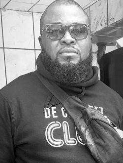 Profil de Uncle, un homme célibataire de 37 ans à Douala
