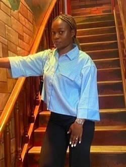 Profil de Maelle, une femme célibataire de 21 ans à Yaoundé