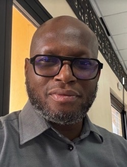 Profil de Patrice, un homme célibataire de 53 ans à Abidjan