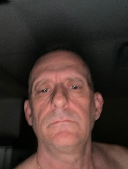 Profil de Val, un homme célibataire de 58 ans à Québec