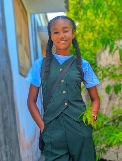 Profil de Sylvia, une femme célibataire de 20 ans à Toamasina