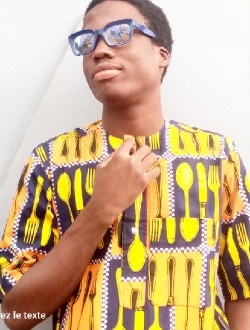 Profil de Moubarak, un homme célibataire de 20 ans à 4th Arrondissement of Porto-Novo