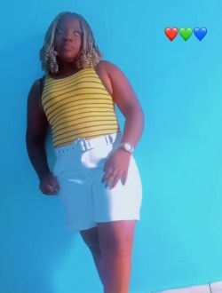 Profil de Daly, une femme célibataire de 40 ans à Douala
