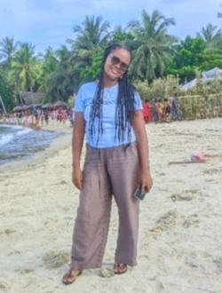 Profil de Lydia, une femme célibataire de 30 ans à Fenoarivo Atsinanana