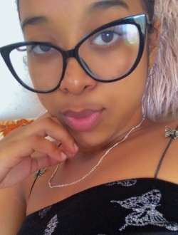 Profil de Sandy, une femme célibataire de 18 ans à Toamasina
