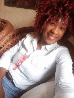 Profil de Marie-Josée, une femme célibataire de 42 ans à Ababa
