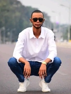 Profil de Akira, un homme célibataire de 30 ans à Brazzaville