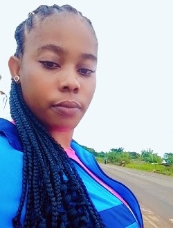 Profil de Balbine, une femme célibataire de 29 ans à Kribi
