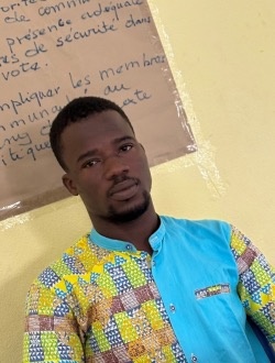 Profil de Arnaud, un homme célibataire de 32 ans à Abidjan