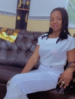 Profil de Mandjia, une femme célibataire de 20 ans à Aba