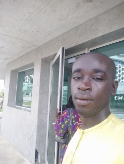 Profil de Aristide, un homme célibataire de 27 ans à Abidjan