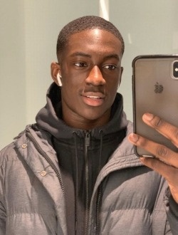 Profil de Fallou, un homme célibataire de 25 ans à Dakar