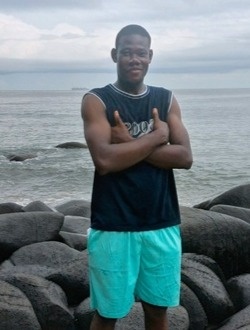 Profil de Justin, un homme célibataire de 26 ans à Douala