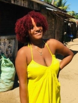 Profil de Baggia, une femme célibataire de 23 ans à Antalaha