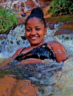 Profil de Cadie, une femme célibataire de 28 ans à Toamasina