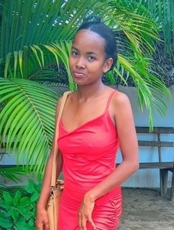 Profil de Chrisphania, une femme célibataire de 23 ans à Sambava