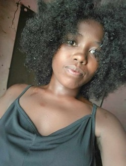 Profil de Mayah, une femme célibataire de 22 ans à Toliara