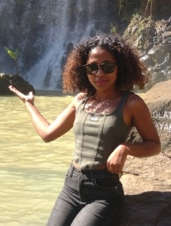 Profil de Minah, une femme célibataire de 26 ans à Ambohipoana