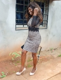 Profil de Serance, une femme célibataire de 45 ans à Yaoundé