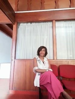 Profil de Edith, une femme célibataire de 39 ans à Douala