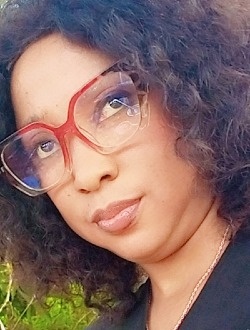 Profil de Delphine, une femme célibataire de 39 ans à Yaoundé