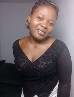 Profil de Florence, une femme célibataire de 28 ans à Lomé